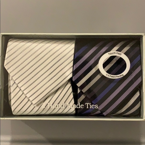 2 men’s ties - Picture 1 of 2